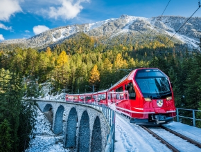 Stadler konnte durch ausgeprägte Kundenorientierung, Fachkompetenz und Zuverlässigkeit in den vergangenen Jahren stark wachsen (c) Stadler Rail
