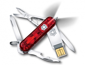 Wenn die Marke zum Selbstläufer wird. Wer ein gutes, vielseitiges Taschenmesser braucht, sucht ein „Schweizermesser“. Und dank guter Markenpositionierung kommt es dann auch meist tatsächlich aus der Schweiz, nämlich von Victorinox. Messer von Victorinox, © Victorinox