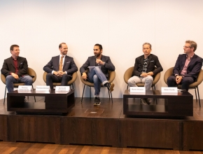 Thomas Dübendorfer (Deep Tech Angel Investor, Präsident des SICTIC), Thomas Dünser (Regierung Liechtenstein), Bardia M. Zanganeh (Zühlke Group), René Hüsler (Hochschule Luzern), Gian Carle (EVU Partners und Quartierstrom)