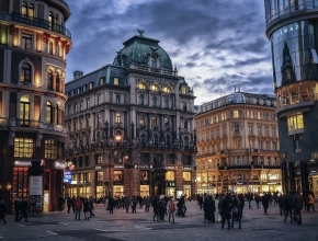 Der Tourismus ist ein wesentlicher Treiber der Wirtschaft in Städten. Mehr als dreiviertel der Touristen stammt aus dem Ausland. (Bild: pixabay/tookapic) Wien Österreich